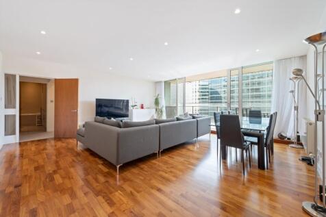 Palace Street 20, 60