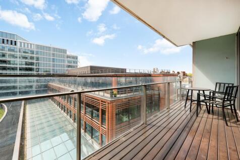 Palace Street 20, 60