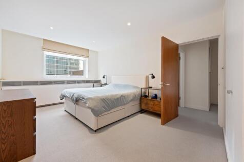 Palace Street 20, 60