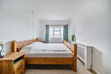 bedroom.jpg