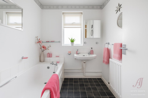 bathroom.png