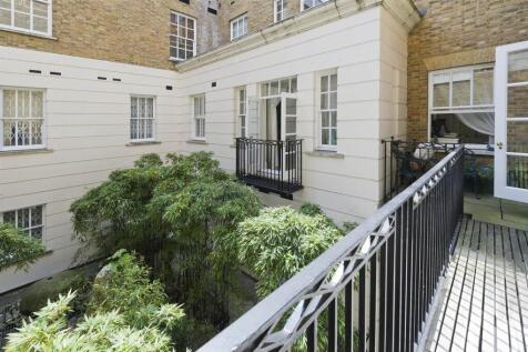 1b eaton sq-6993.jpg