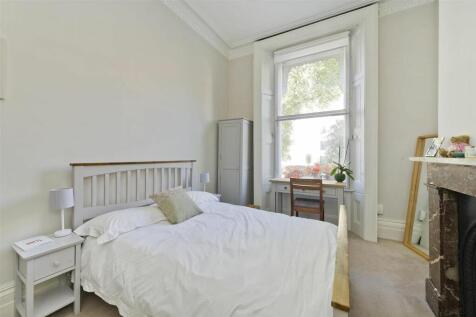 rgf&#64;61 elgin cres-6454.jpg