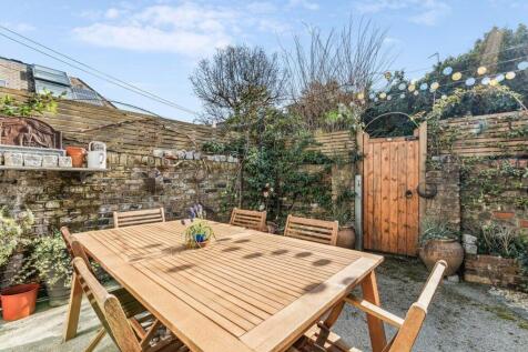 Property Image 4