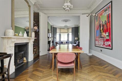 gdn&#64;67 st quintin ave-3413.jpg