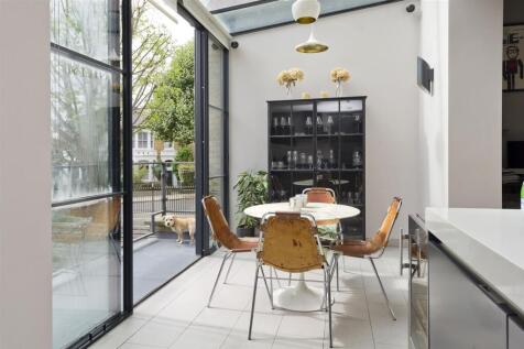 gdn&#64;67 st quintin ave-3463.jpg