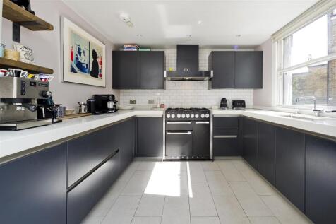 gdn&#64;67 st quintin ave-3462.jpg