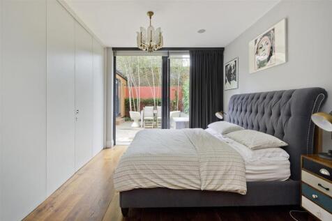 gdn&#64;67 st quintin ave-3443.jpg