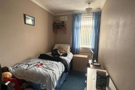 PHOTO-2025-12-23-15-02-39 6.jpg