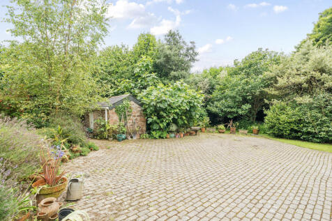 Property Image 8