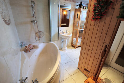 Downstairs Bathroom