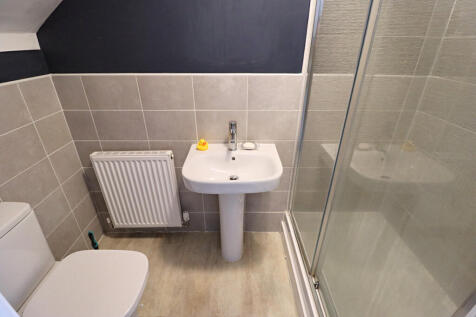 Master Ensuite