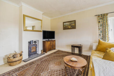 Living Room / Living / Dining Room