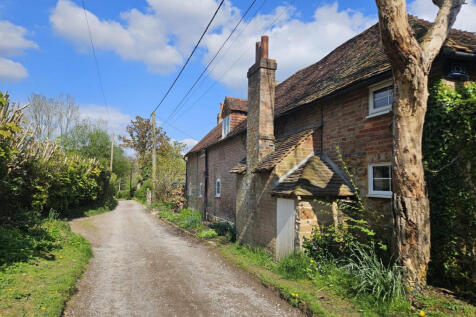 Court House Cottage and School Lane