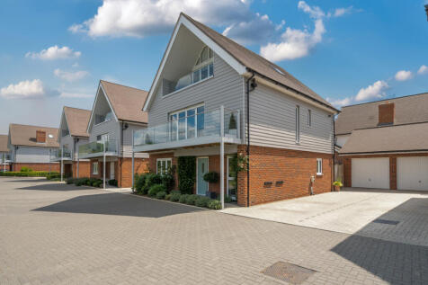 Front elevation and driveway for two / three vehicles and garage
