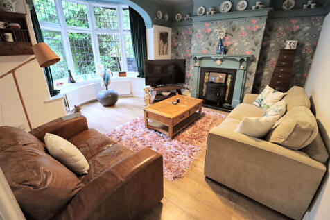 Formal Lounge