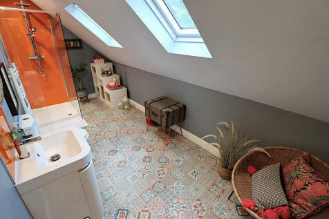 Master Bedroom Ensuite