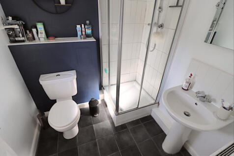 Master Ensuite