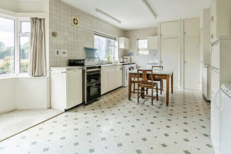 Kitchen / Breakfast Room