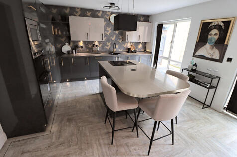 Kitchen / Diner / Family Room