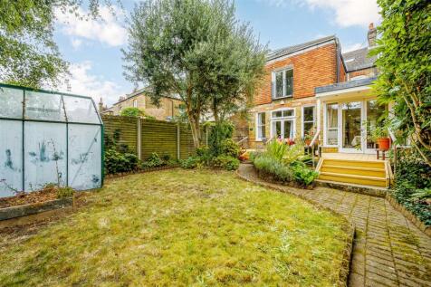 21 Twyford Avenue-13.jpg
