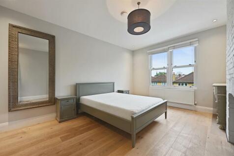 AR - Goldsmith Avenue5.JPG