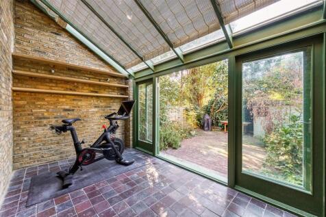38 Shalimar Gardens-11.jpg