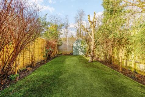 23 Birkbeck Grove-8.jpg