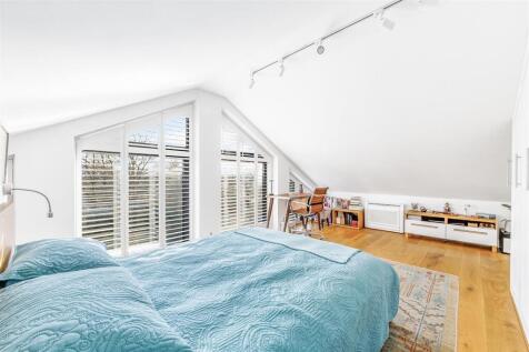 3 Stoneview Close-9.jpg