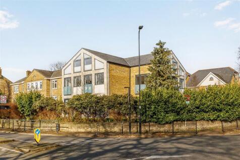 3 Stoneview Close-2.jpg