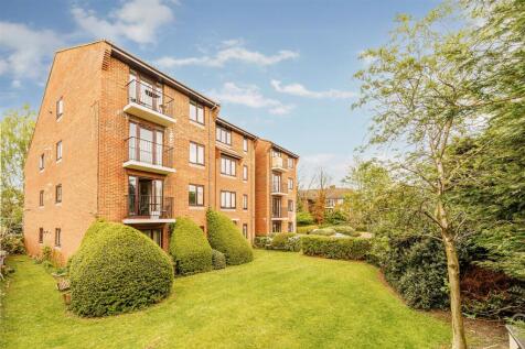 2 Ardross Court-9.jpg