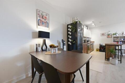 AR - Bromyard House5.JPG