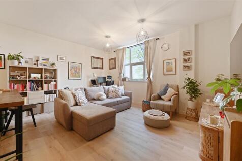 AR - Bromyard House9.JPG