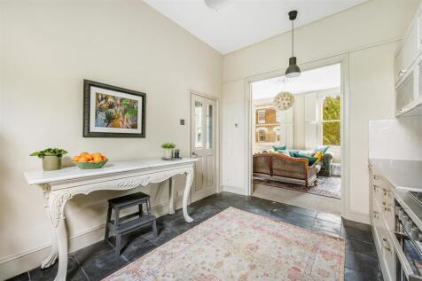 FFF 33 Essex Road-5.jpg