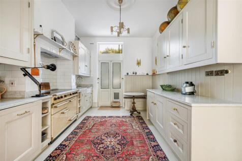 GFF 33 Essex Road-5.jpg