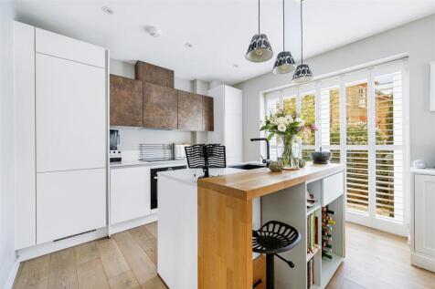 Flat 1 - 145 Avenue Road-7.jpg