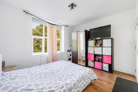 Flat 4, 9 Allison Road-9.jpg