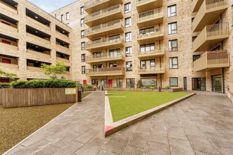 6 Donne Court-18.jpg