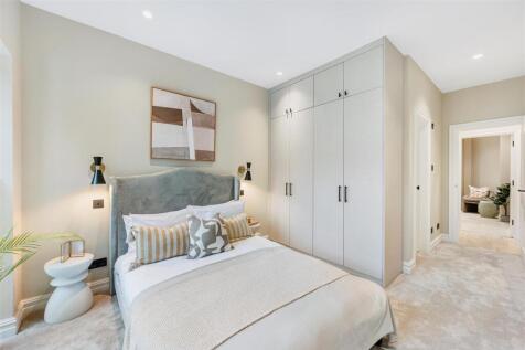 7 Woodgrange Avenue Flat 2 (16).jpg