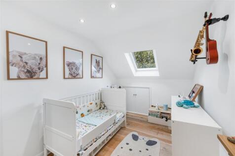 Flat 2, 37 Spencer Road AR-10.jpg