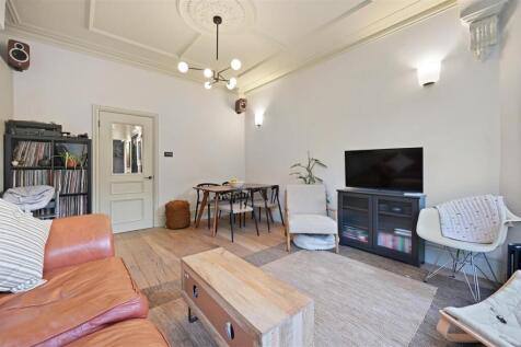 AR- Denehurst Gardens13.JPG