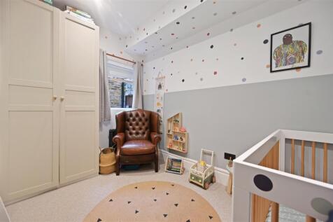 AR- Denehurst Gardens3.JPG