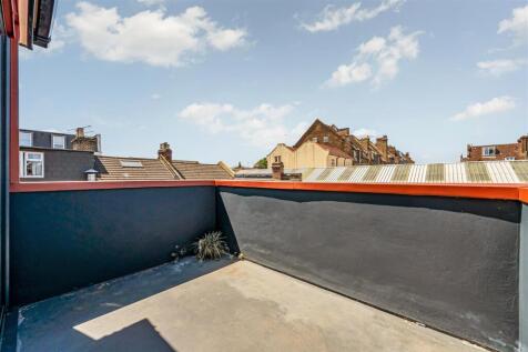 Flat 3 - 1a Spencer Road-11.jpg