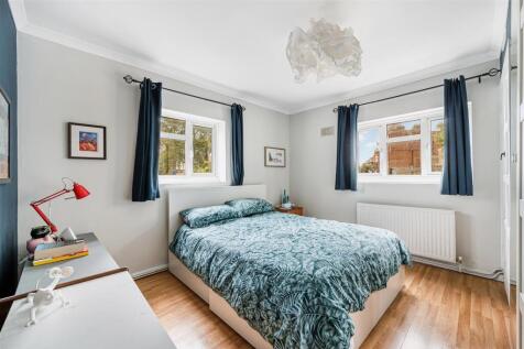 405 Uxbridge Road-7.jpg