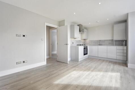 AR - Flat 3, Buckingham Place - Reception Angle3..
