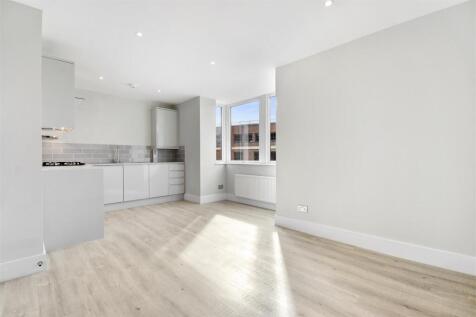 AR - Flat 3, Buckingham Place - Reception3..jpg