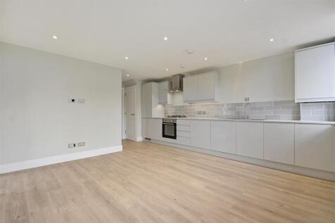 AR - Flat 6, Buckingham Place - Reception Angled3 