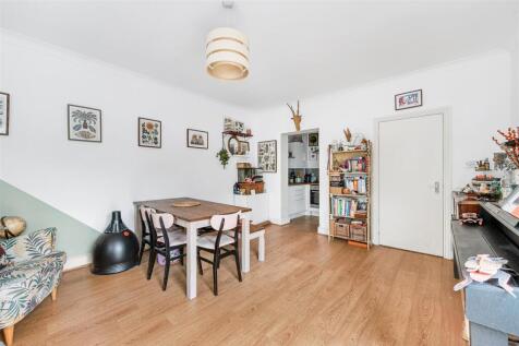 57a Summerlands Avenue-7.jpg