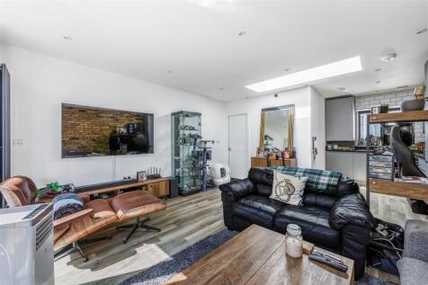 21 York Road-4.jpg