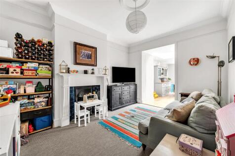 14 Grasmere Avenue-5.jpg